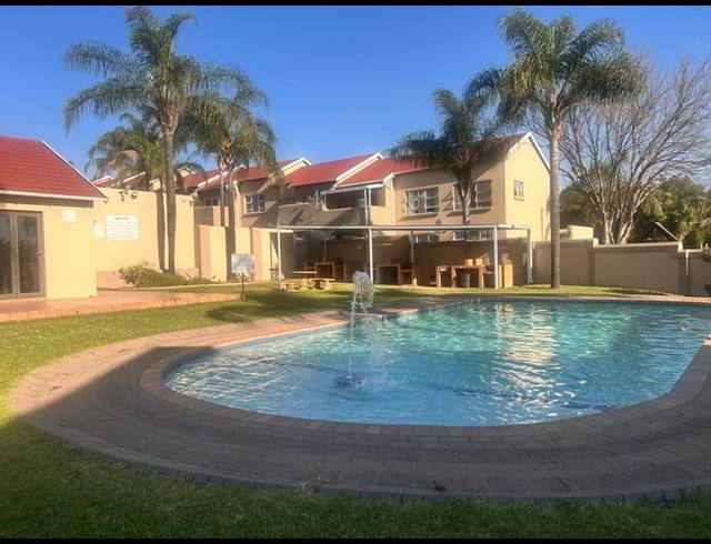 2 BEDROOM APARTMENT FOR SALE IN VORNA VALLEY